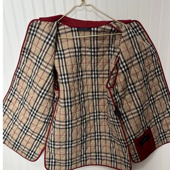 BURBERRY LONDON Red Plaid Quilted Nova Check Utility Jacket Womens Size Small